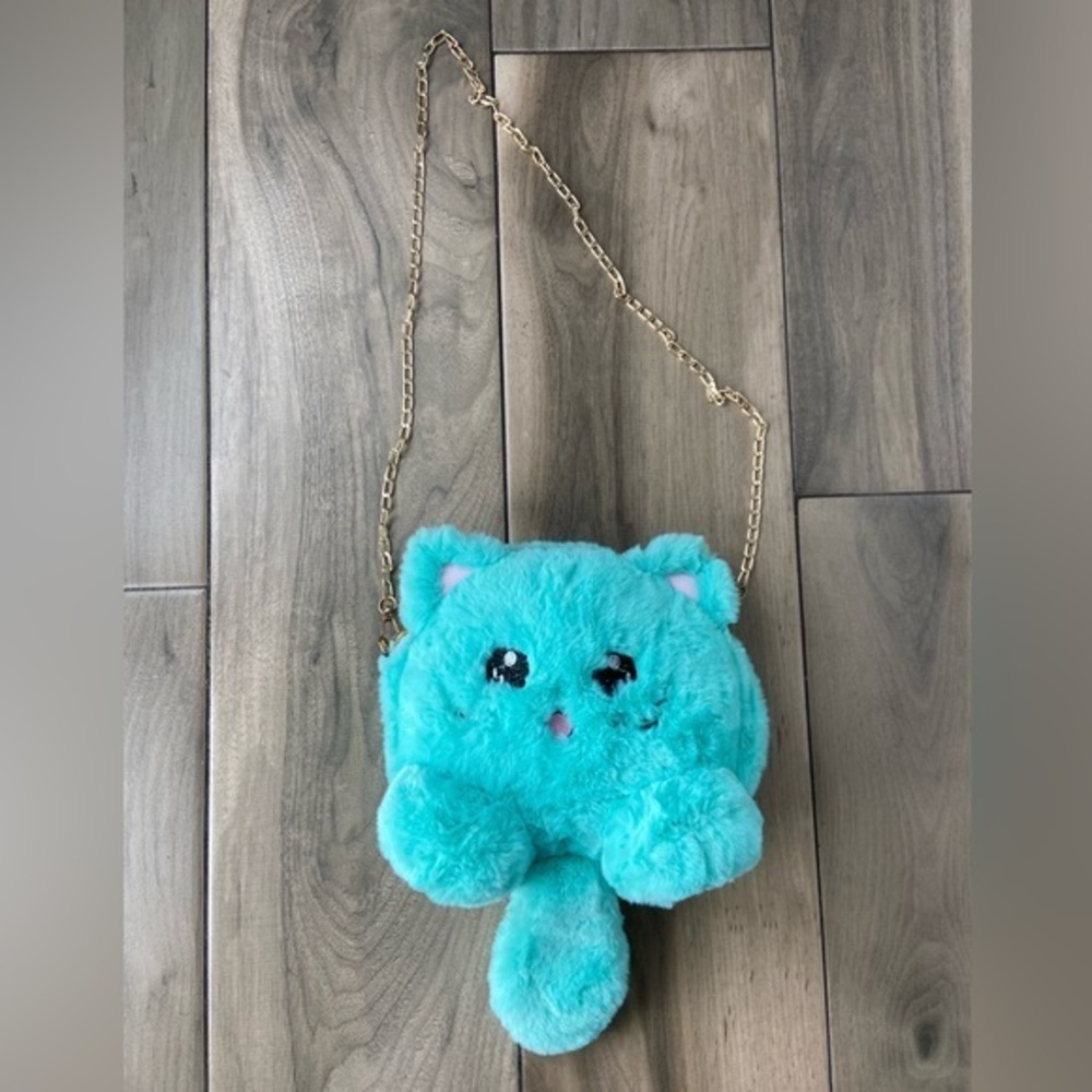 Kawaii fuzzy‎ turquoise cute stuffed plush kitty crossbody bag with gold chain